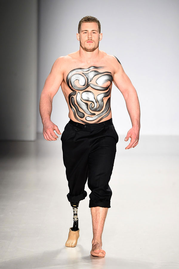 Modelos discapacitados conquistan las pasarelas del New York Fashion Week - 2