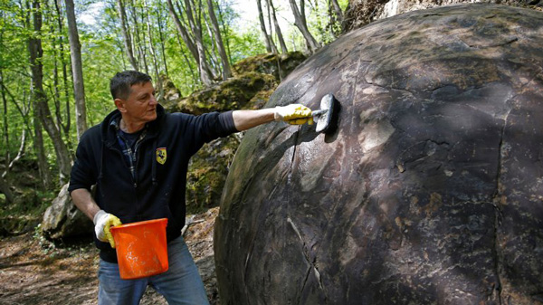 La esfera de la discordia: enigmática bola gigante desata la polémica entre científicos - 2