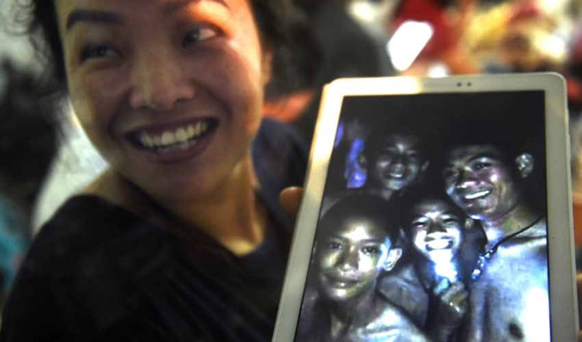 Emotivo mensaje de los mineros chilenos a los niños atrapados en la cueva de Tailandia - 1