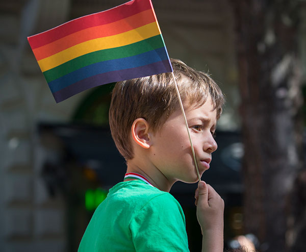 Abrirán una escuela para niños gay y transgénero - 1