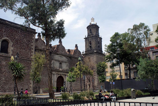 Los restos de Hernán Cortés olvidados en una iglesia de México - 2