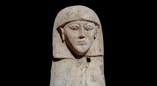 Increíble hallazgo de una momia egipcia junto a todas sus joyas - 2