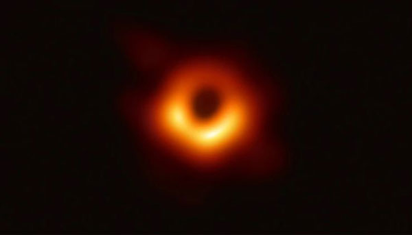 Esta es la primera imagen real de un agujero negro - 1