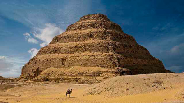 Imhotep, el genio egipcio que creó la primera pirámide - 2