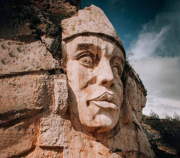 Las asombrosas esculturas incaicas esculpidas en los Andes - 2