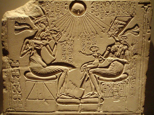 Hallan en Egipto reliquias de lo que pudo ser la tumba de la reina Nefertiti - 1