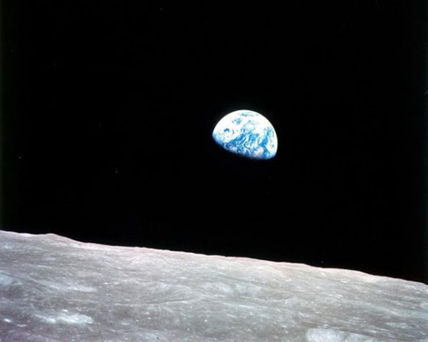 La primera foto del planeta Tierra - 1