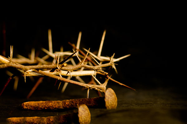 Hallan restos de huesos y madera en dos clavos con los que se cree habrían crucificado a Jesús - 1
