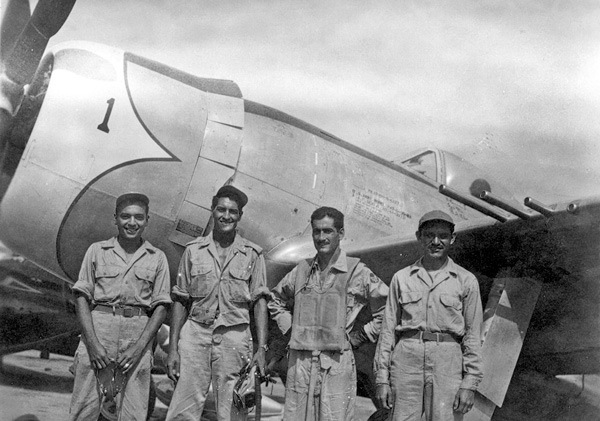 Escuadrón 201: el combate de México en la II Guerra Mundial - 1