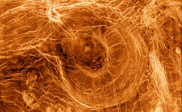  Imagen de la superficie de Venus obtenida por radar por la sonda Magallanes.