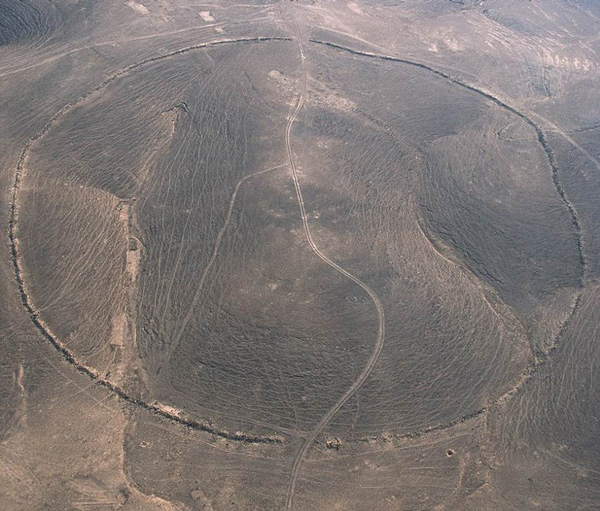Sorprendentes círculos de piedra en Medio Oriente - circulos.jordania.2